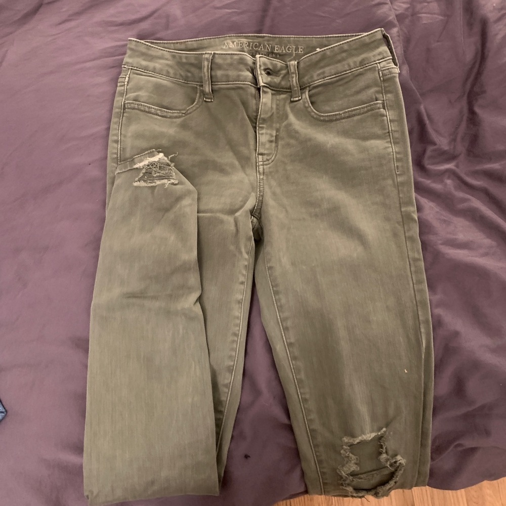 American Eagle Army green skinny Jeans- SOLD